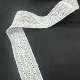 WHITE LACE 100% COTTON, SOLD BY THE METRES
